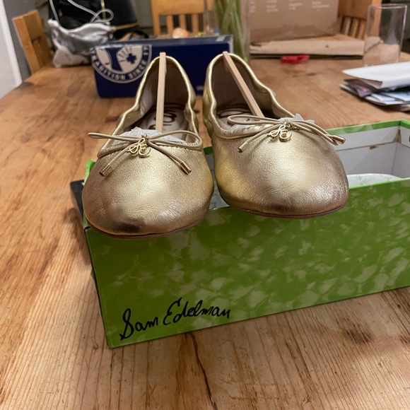 Sam Edelman Felicia Gold Leather Ballet Flats - Picture 3 of 14